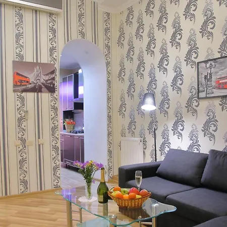 Apartment On Pushkinskaya 16